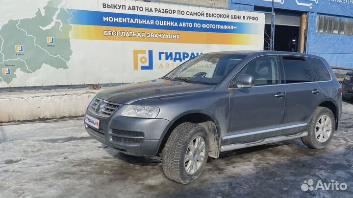 Активатор замка багажника Volkswagen Touareg (GP)