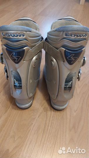 Горнолыжные ботинки женские