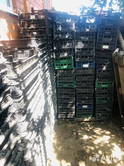 Пластиковые и картонные ящики для овощей и фруктов