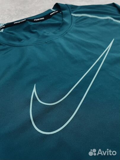 Рашгард, футболка спортивная 