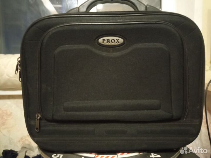 Кейс дипломат