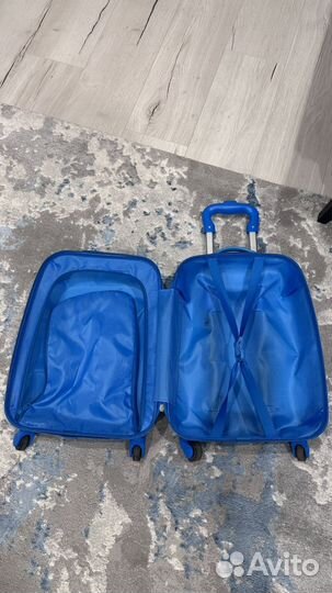 Чемодан детский бу