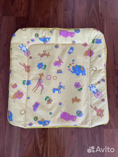 Матрасик на пеленальный столик
