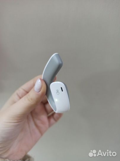 Наушники в кейсе hoco EQ4