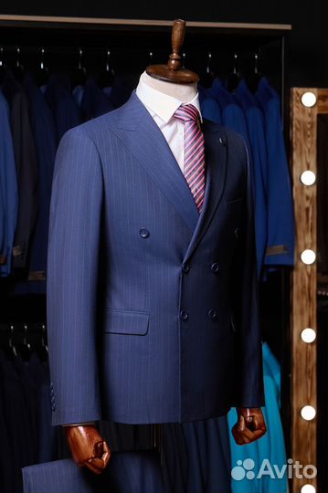 Мужской костюм тройка