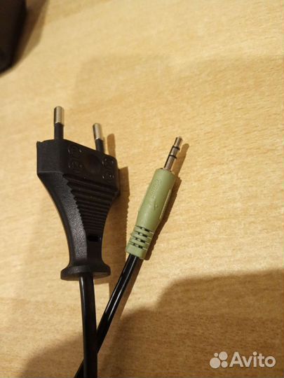 Компьютерные колонки Genius SP-S110
