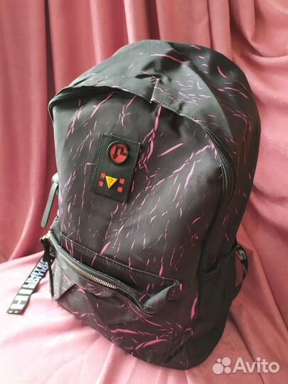 Рюкзаки новые