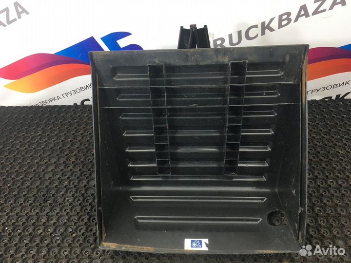 Крышка ящика акб Volvo FH, Volvo FM