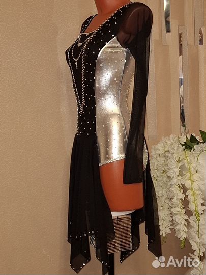 Платье для танцев, фигурного катания