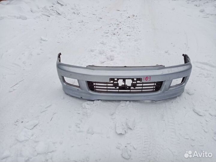 Бампер передний Toyota Lite Ace Noah