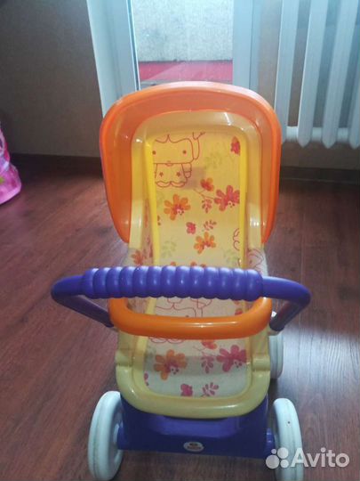 Коляска для кукол