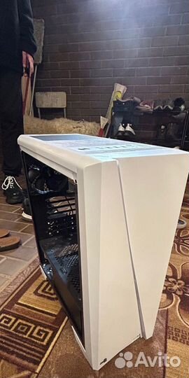 Игровой корпус для пк белый