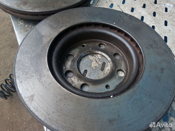 Тормозные диски передние Opel Corsa D