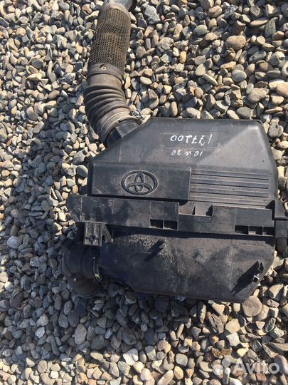 Toyota rav4 2004 2.0 корпус воздушного фильтра