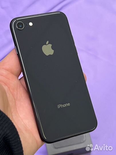 iPhone 8 128GB чёрный