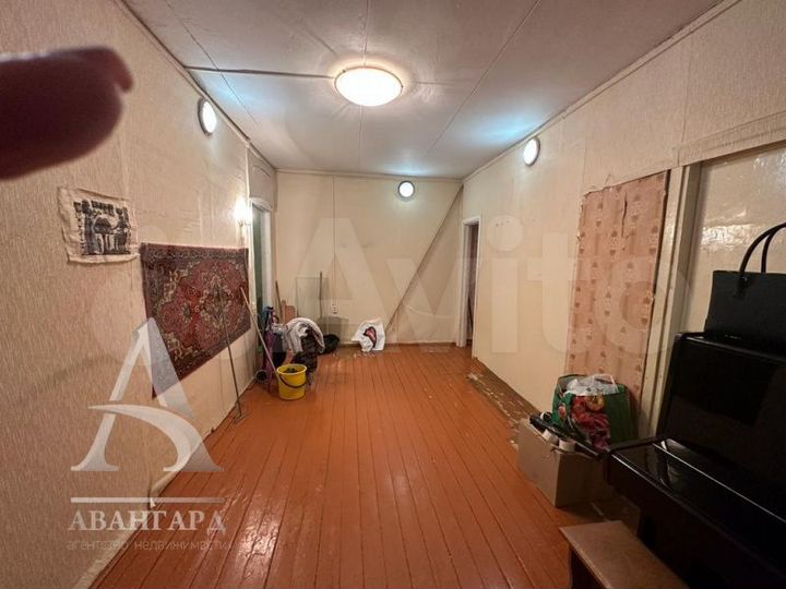 2-к. квартира, 42 м², 1/4 эт.