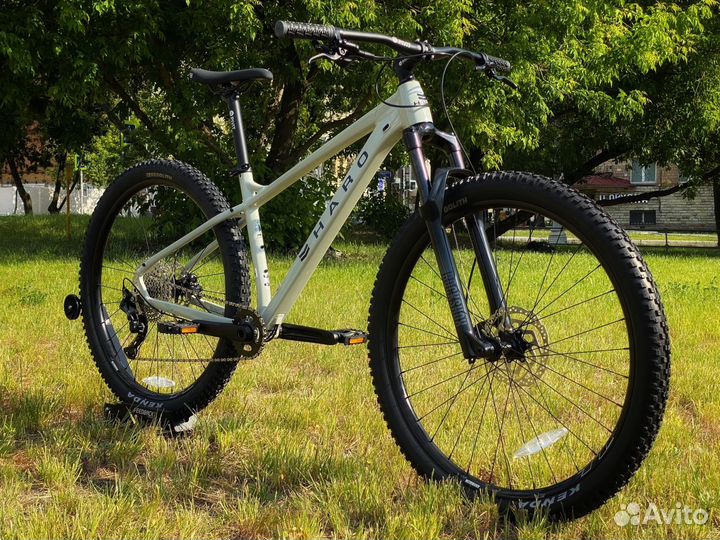 Haro Double peak comp (M)