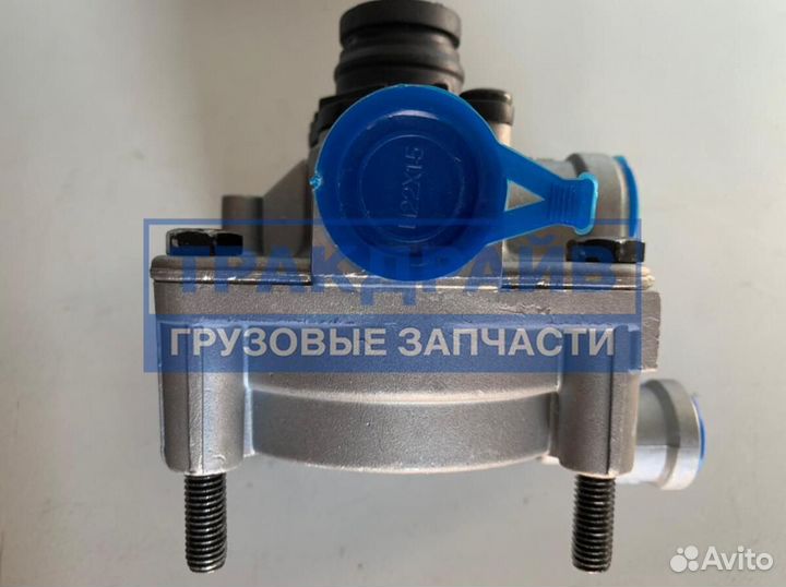 Клапан ускорительный для грузовиков порт 1 22x1.5, порт 2 2 шт M 22x1.5, порт 4 2 шт M16x1.5