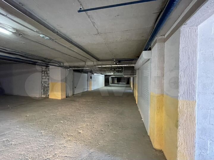 Машиноместо, 18 м²