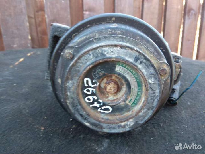 Компрессор кондиционера A0002340911 Mercedes E W21