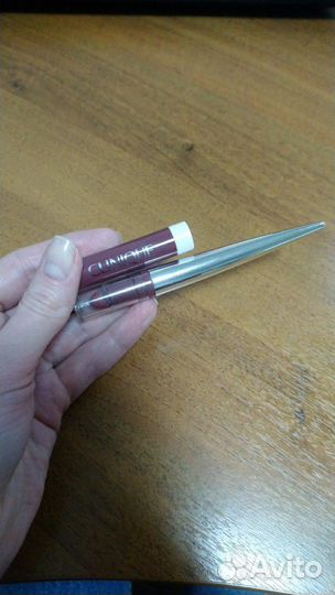 Кушон для губ Clinique