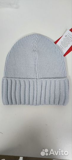 Шапка женская вязаная