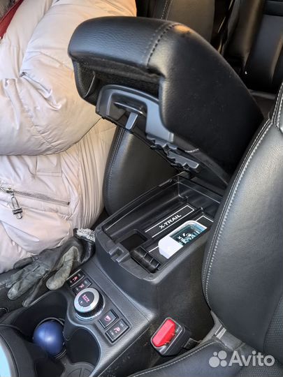 Подлокотник Ниссан x-trail Т32