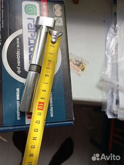 Дверной замок и личинка