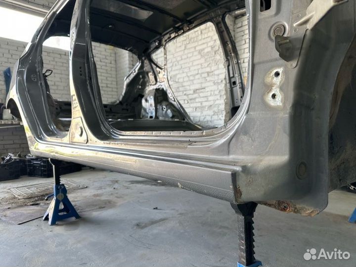 Порог со стойкой правый Hyundai Solaris Hb 1.6