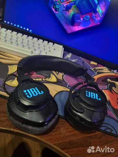 Беспроводные наушники jbl quantum 600