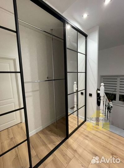 Шкаф распашной