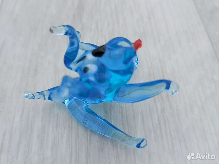 Сувениры, фигурки из металла, стекла