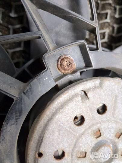 Вентилятор радиатора Volvo XC70, 2003