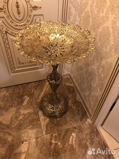 Ваза напольная бронза