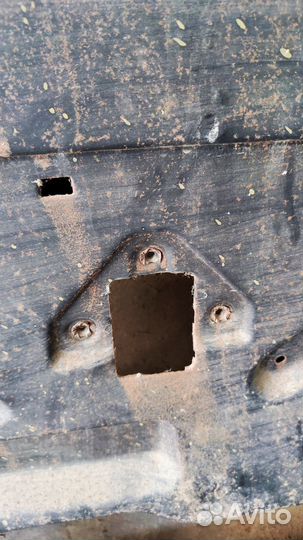 Передняя левая дверь газ 21