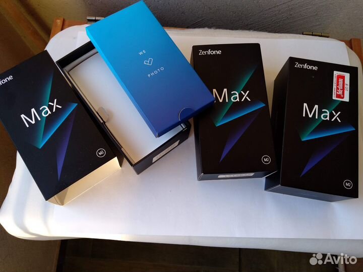 Коробка от телефона Asus ZenFon max m2