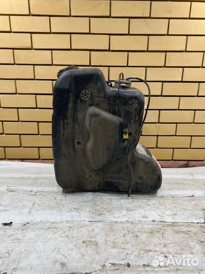 Бак AdBlue Renault T, Volvo FH С кронштейном