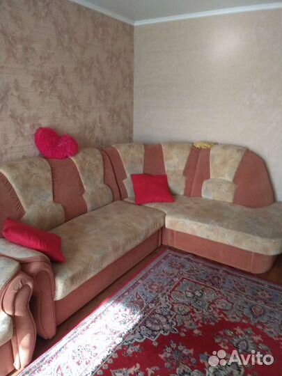 Продам угловой диван и кресло кровать б/у