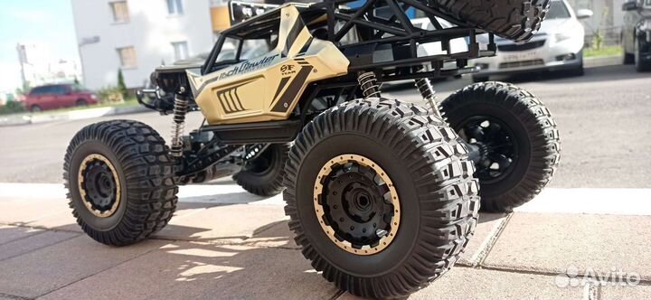 Машинка на радиоуправлении 52 см 1:8