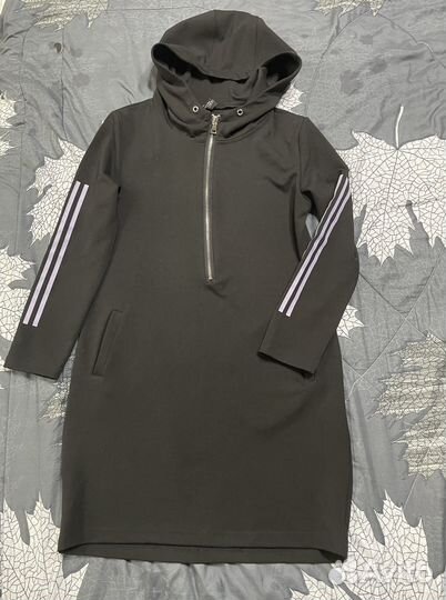 Платье трикотажное женское