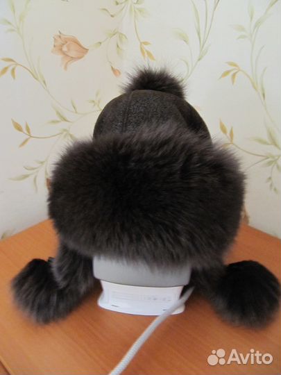 Шапка натуральный мех 52 размер