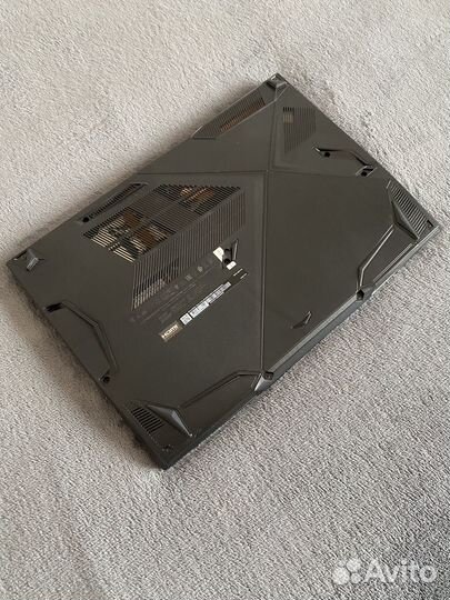 Игровой ноутбук MSI(IPS/i5/16Gb/SSD/RTX3050)