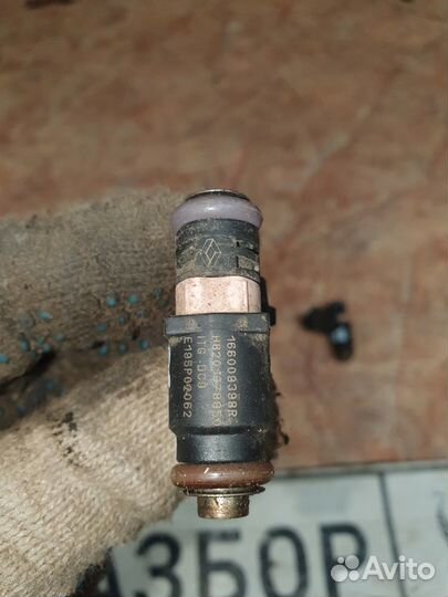 Форсунка топливная 2,0 F4R Renault Duster 2012