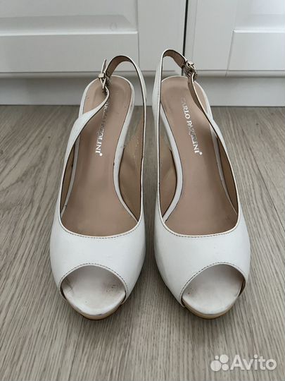 Туфли / босоножки Carlo Pazolini