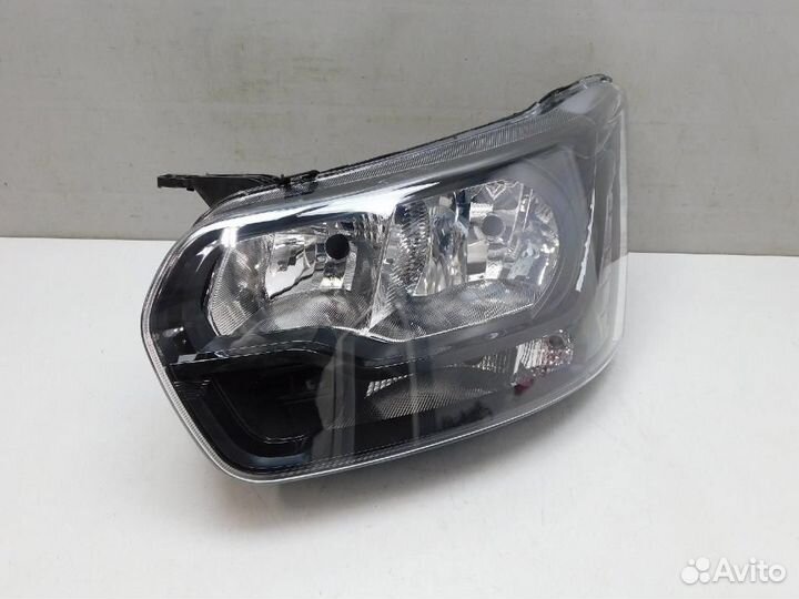 Фара левая Ford Tourneo Connect