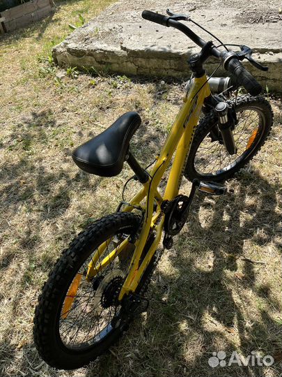 Велосипед gt chucker 20