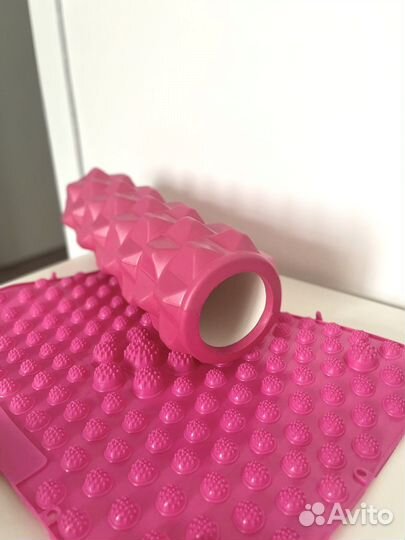 Массажный ролик и коврик