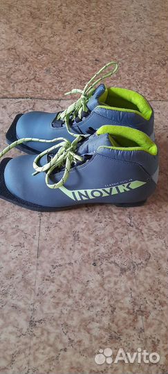Беговые лыжи+ ботинки 36рр