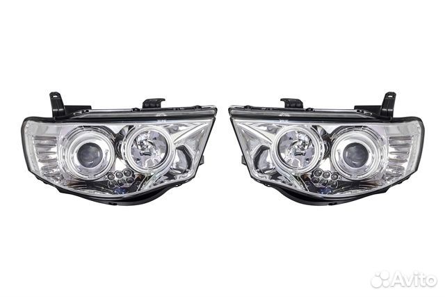 Фара левая+правая Mitsubishi L200