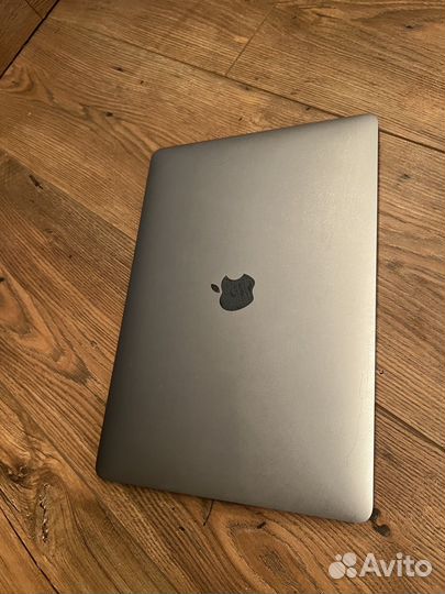 Apple MacBook Pro 13 2017 Touch Bar